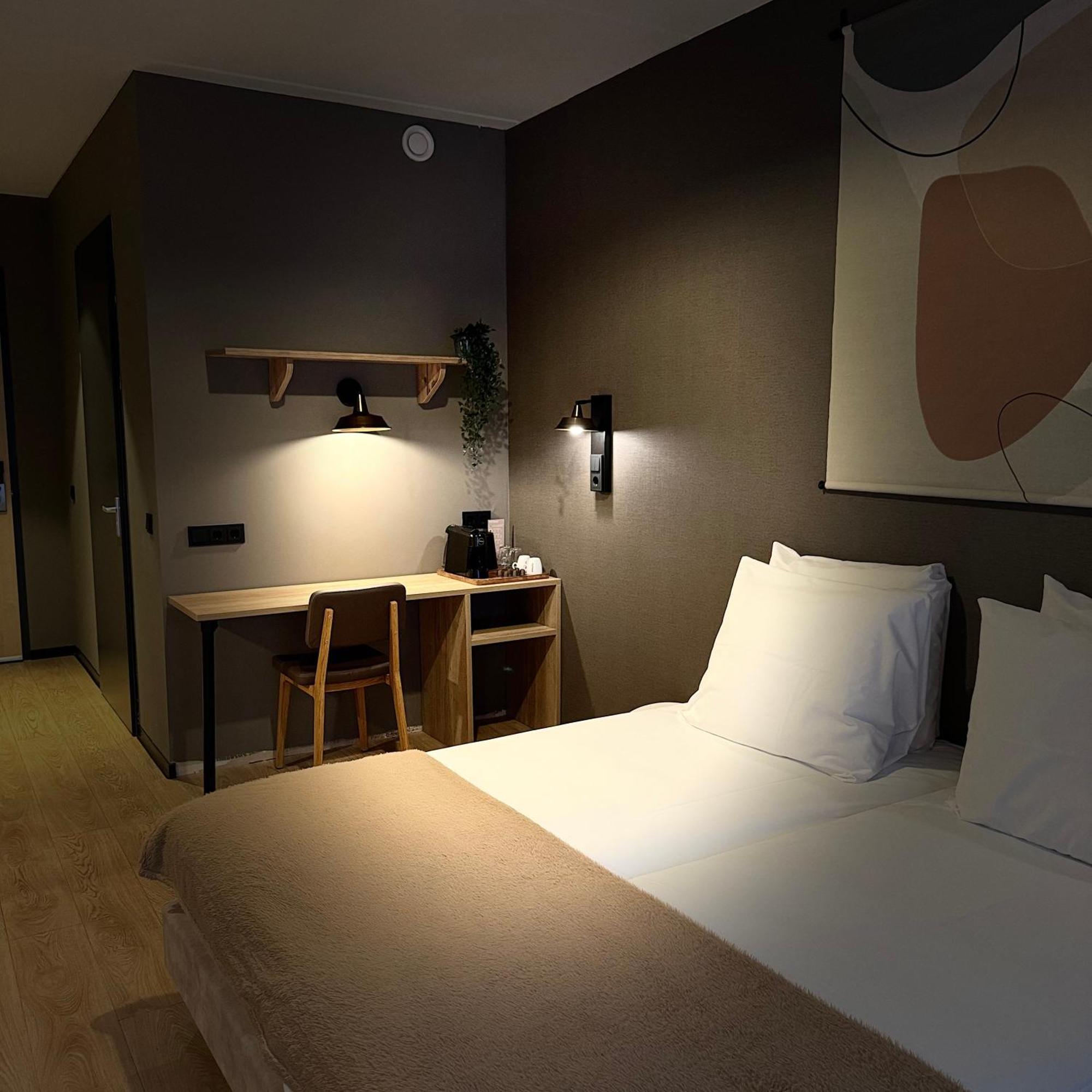 Hotel Emilia Kaatsheuvel Luaran gambar
