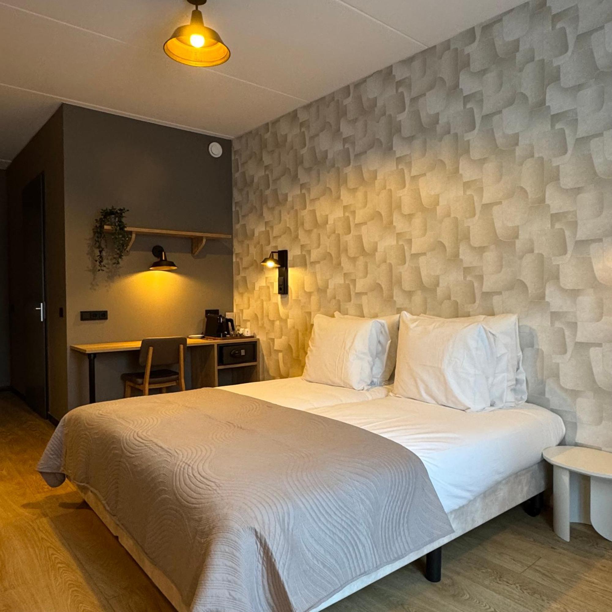 Hotel Emilia Kaatsheuvel Luaran gambar